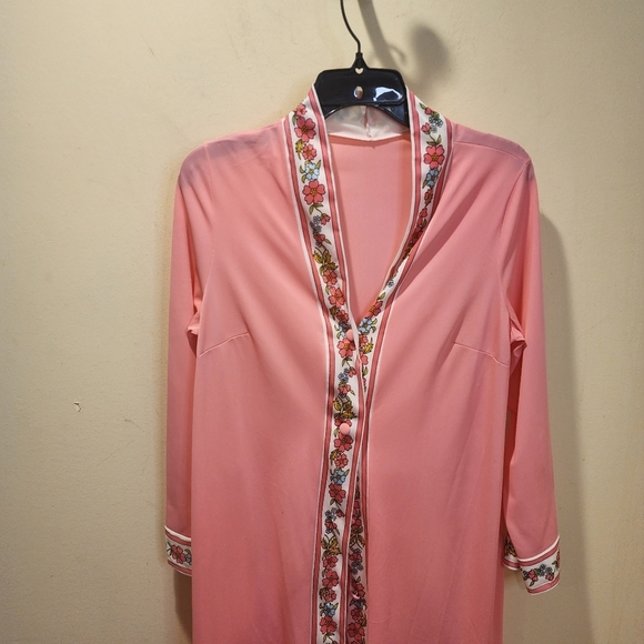 Gossard Artemis Vintage Pink 100% Nylon Long Sleeves Night Gown Sleepwear size M - Picture 7 of 14